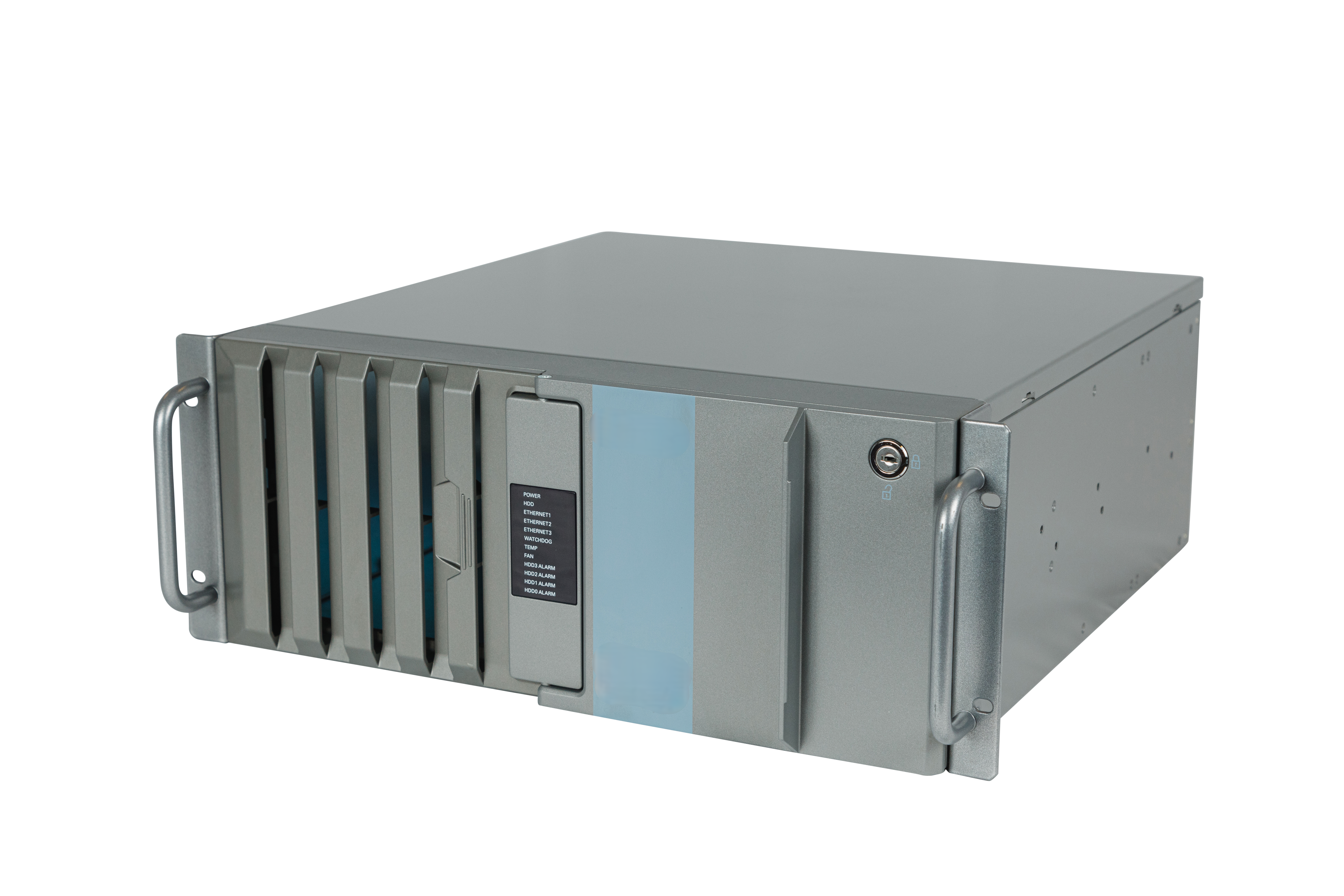 Ein silbernes, in ein Rack montiertes Computerservergehäuse mit Lüftungsschlitzen, Griffen an beiden Seiten und einem Schloss an der Vorderseite vor einem schlichten weißen Hintergrund.